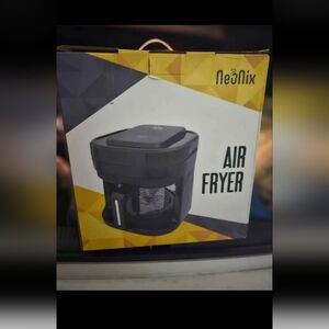 New 5 liter capacity air fryer/LED DISPLAY (120V /1350 POWER)